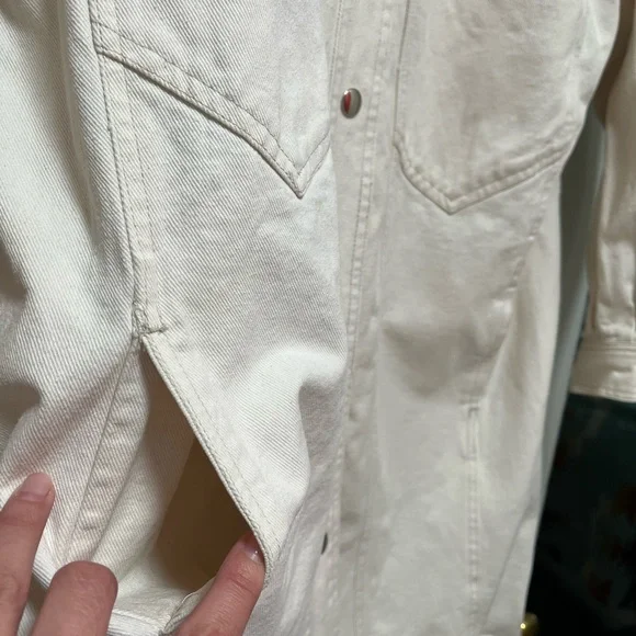 ANDY JOHNS 90’s Vintage White DenimJacket with Relaxed Fit and Snap Buttons